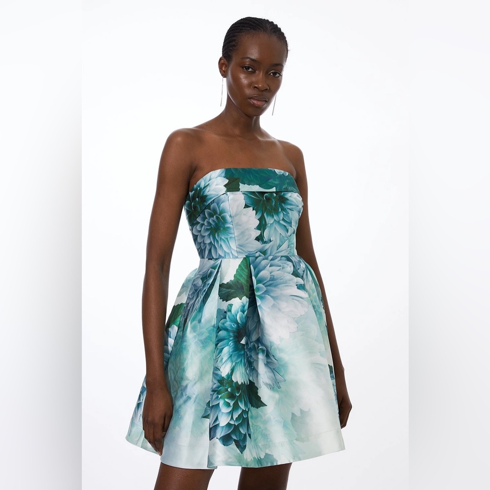 Karen Millen short garden floral cocktail dress